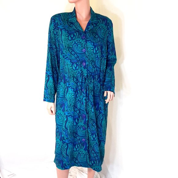 Appleseed's Paisley Dress - Picture 2 of 10